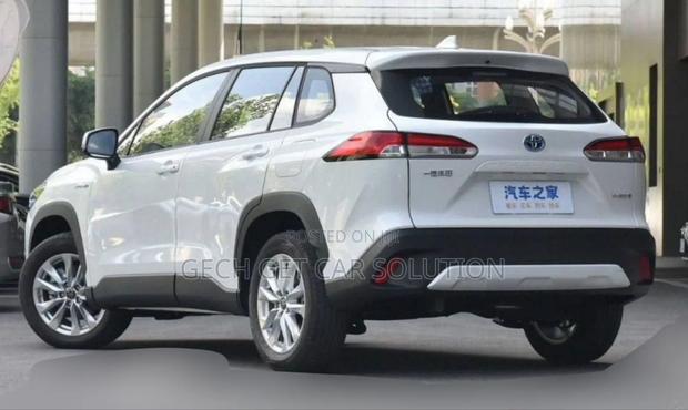 New Toyota Corolla Cross 2024 White