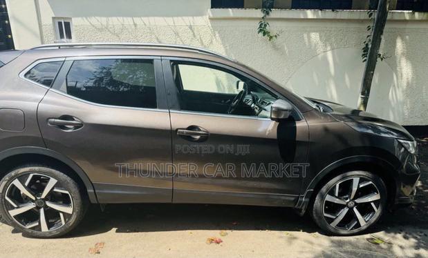 Nissan Qashqai 2018 Gray