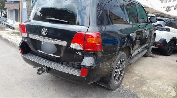 Toyota Land Cruiser 4.6 V8 VX-R 2015 Black