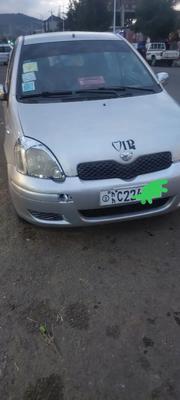 Toyota Vitz 2002 Silver for sale