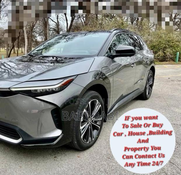 Toyota bZ4X 2023 Gray