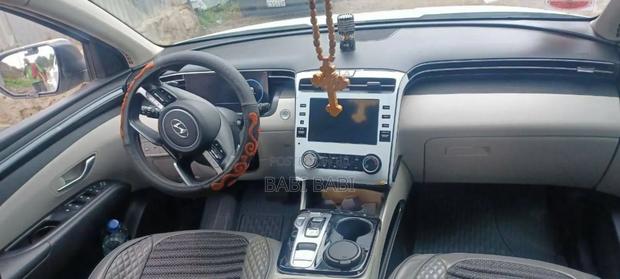 Hyundai Tucson 2022 White