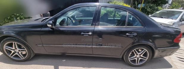 Mercedes-Benz E200 2003 Black