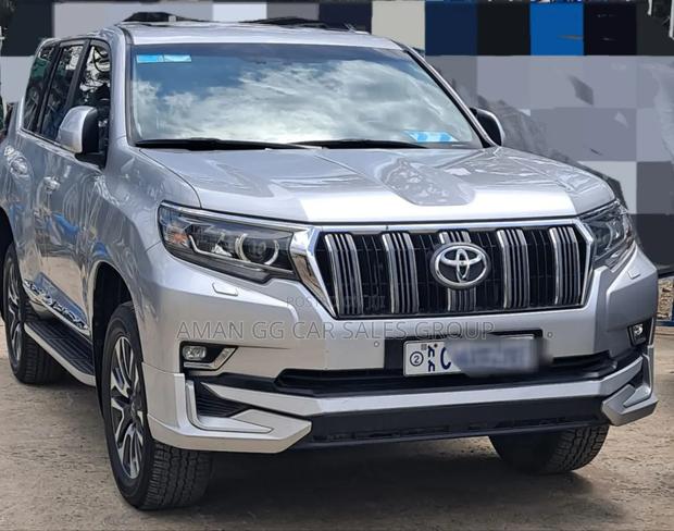 New Toyota Land Cruiser 2023 Silver