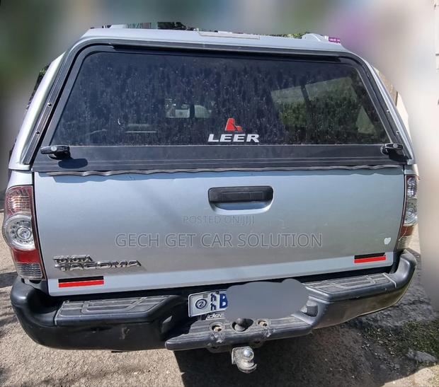 Toyota Tacoma 2010 Silver