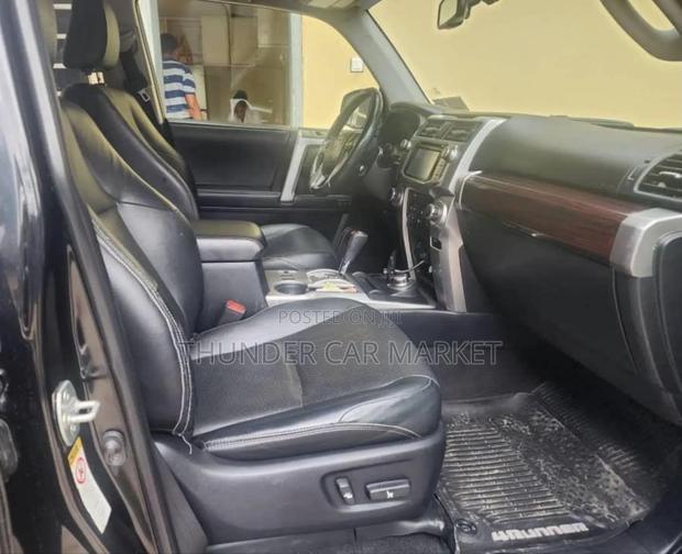 Toyota 4-Runner 2019 Black