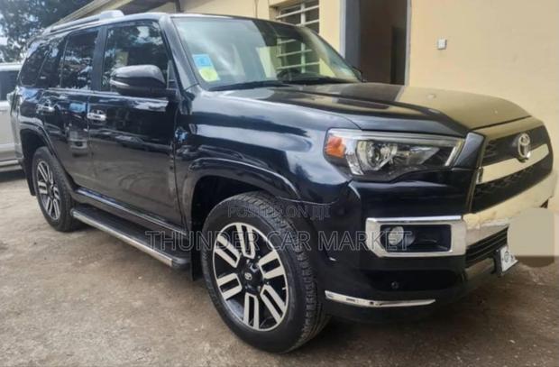 Toyota 4-Runner 2019 Black