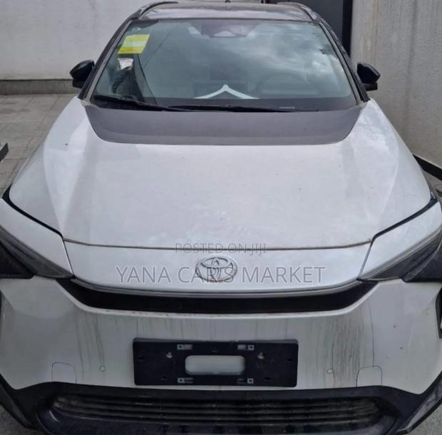 New Toyota bZ4X 2024 White