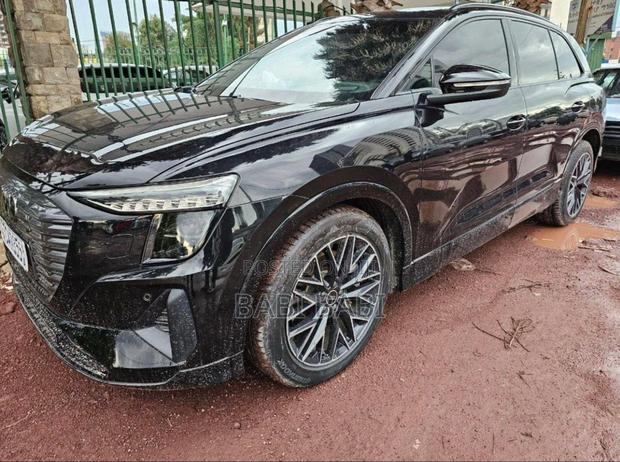 Audi Q5 2023 Black