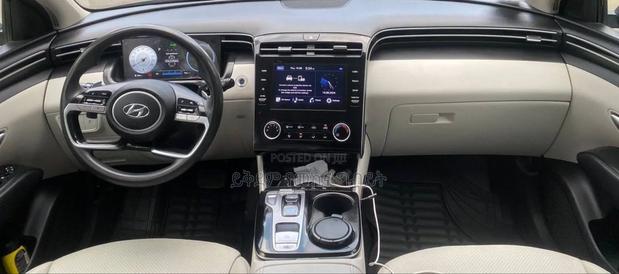 Hyundai Tucson 2022 Gold