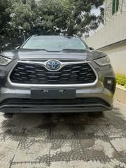 New Toyota Highlander 2024 Gray for sale