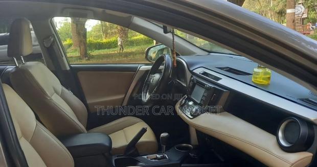 Toyota RAV4 2015 Gray