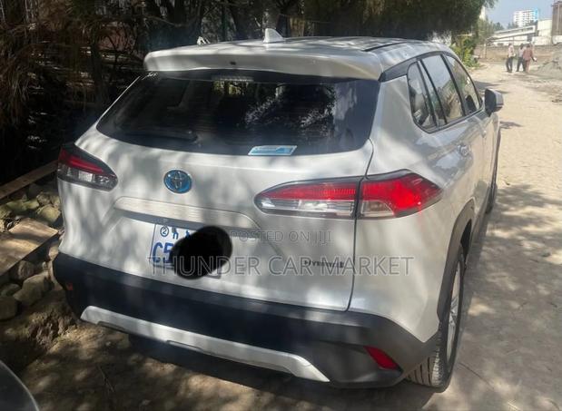 Toyota Corolla 2024 White
