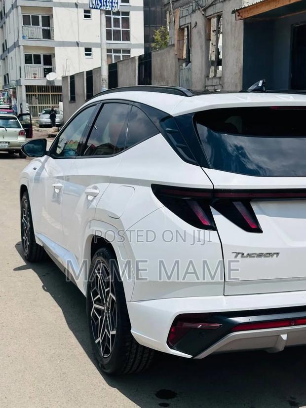 New Hyundai Tucson 2022 White
