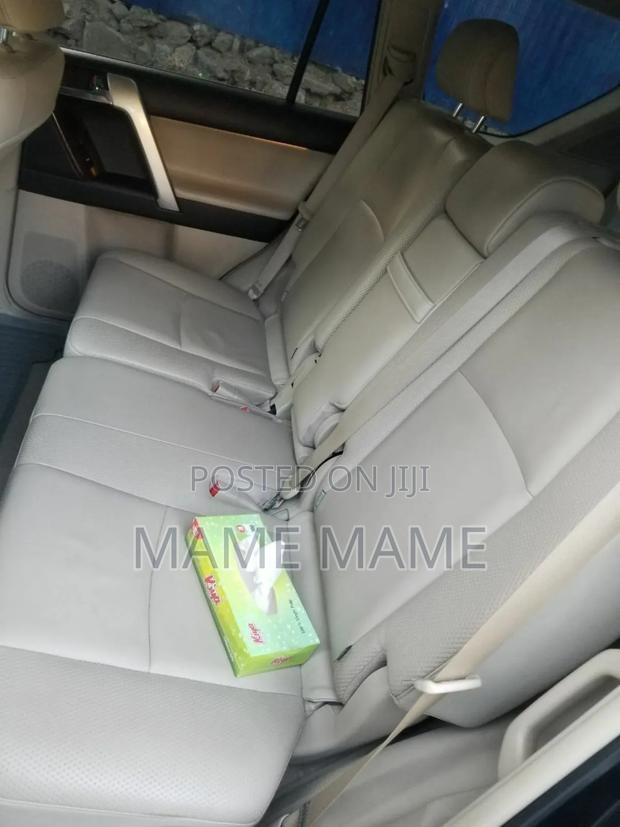 Toyota Land Cruiser Prado 2012 Gray