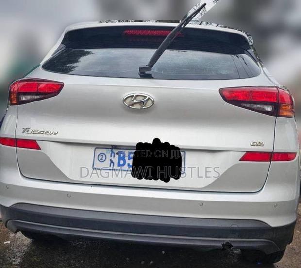 Hyundai Tucson 2019 Silver