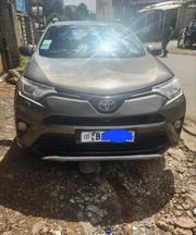 Toyota RAV4 2018 Gray for sale