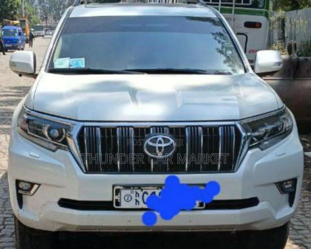 Toyota Land Cruiser 2021 White
