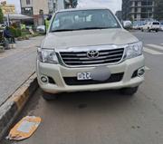 Toyota Hilux 2013 Gold for sale