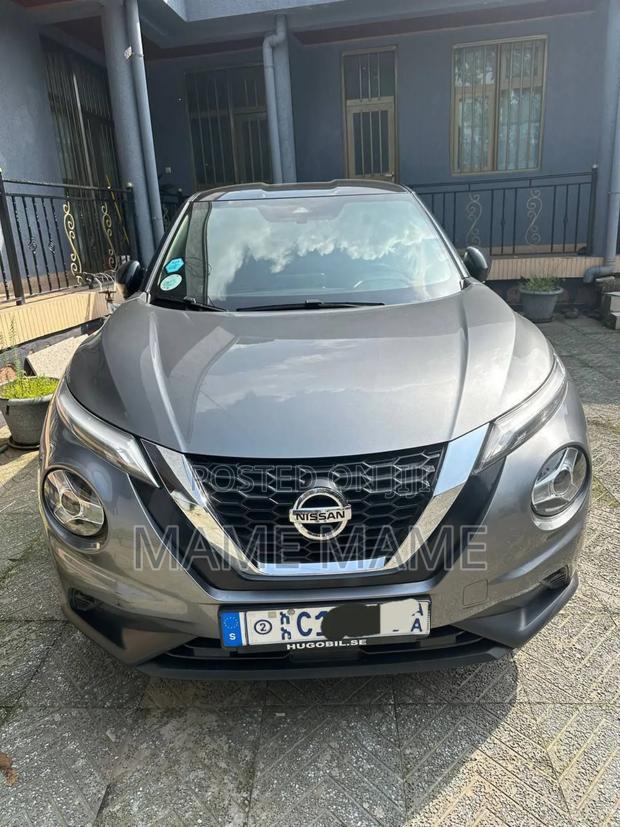 Nissan Juke 2017 Gray