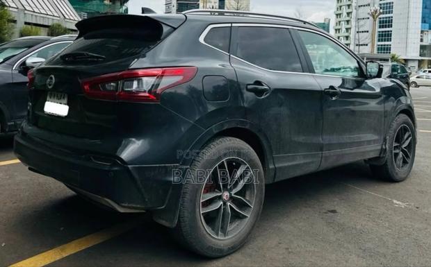 Nissan Qashqai 2018 Matt Black
