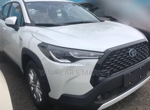 New Toyota Corolla Cross 2024 White