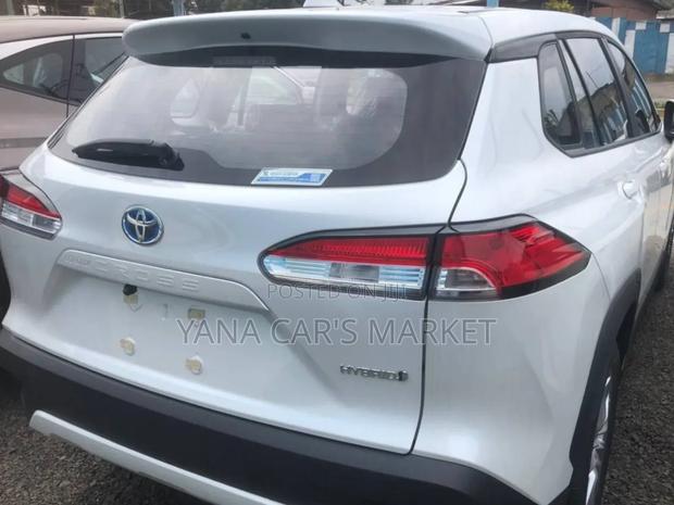 New Toyota Corolla Cross 2024 White