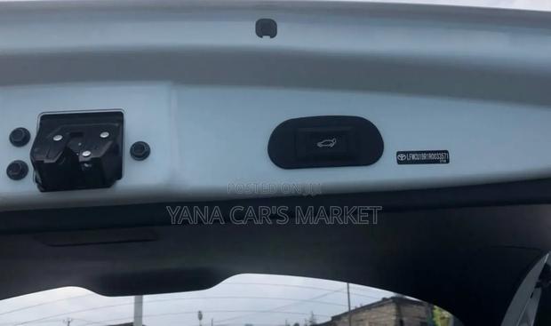 New Toyota Corolla Cross 2024 White