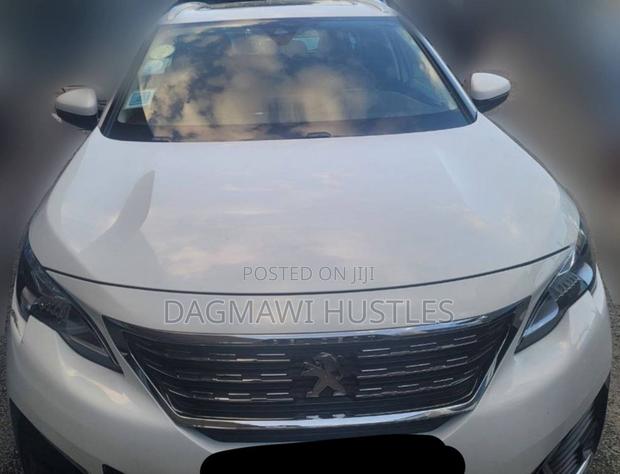 Peugeot 5008 2020 White