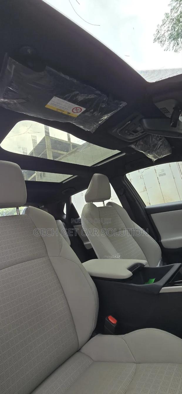 New Toyota bZ4X 2024 White