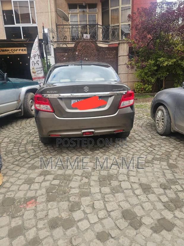New Suzuki Dzire 2022 Gray