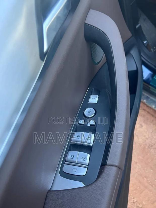 Toyota Hilux 2014 Gray