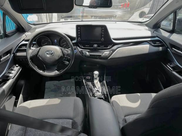 Toyota C-HR 2020 Red