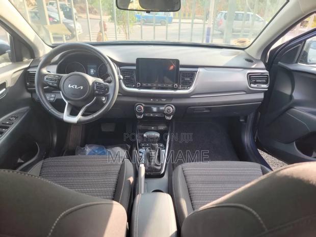New Kia Stonic 2022 Blue