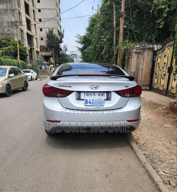 Hyundai Avante 2015 Silver