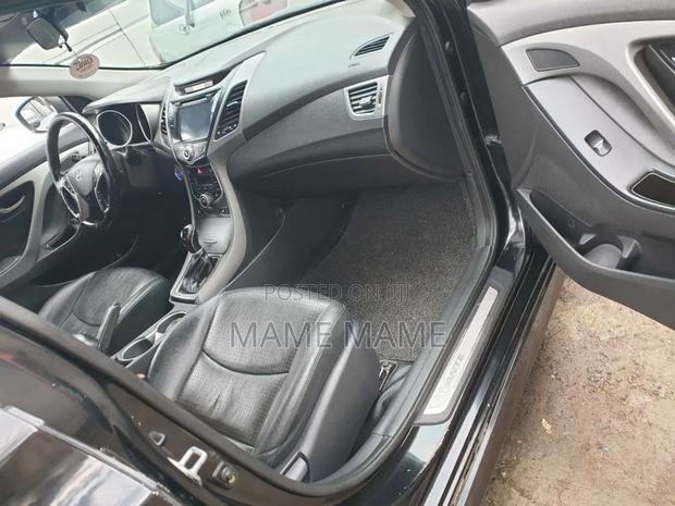 Hyundai Avante 2015 Gray