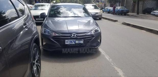 Hyundai Avante 2019 Gray