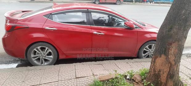 Hyundai Avante 2015 Red