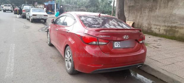 Hyundai Avante 2015 Red