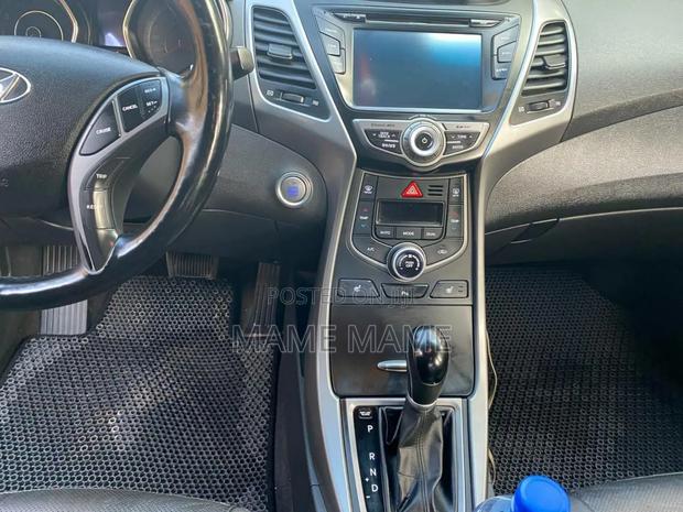 Hyundai Avante 2012 Gray