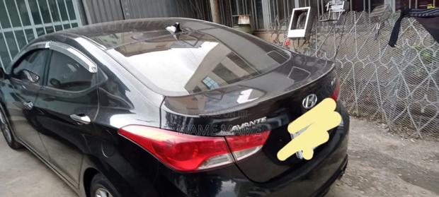 Hyundai Avante 2014 Black