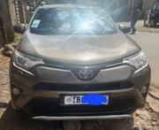 Toyota RAV4 2018 Gray for sale