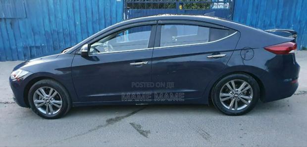 Hyundai Avante 2017 Black