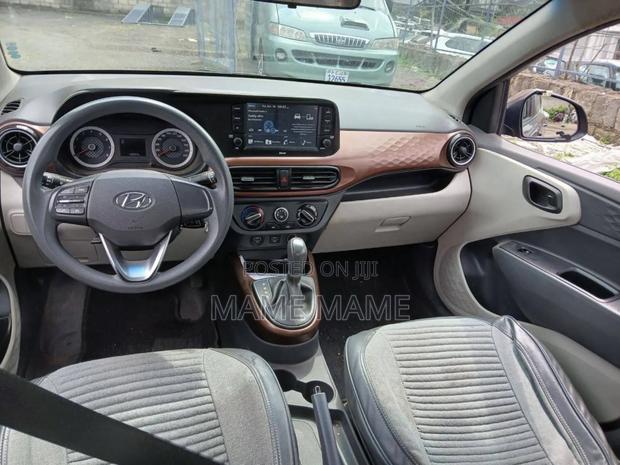 New Hyundai I10 2021 Gray