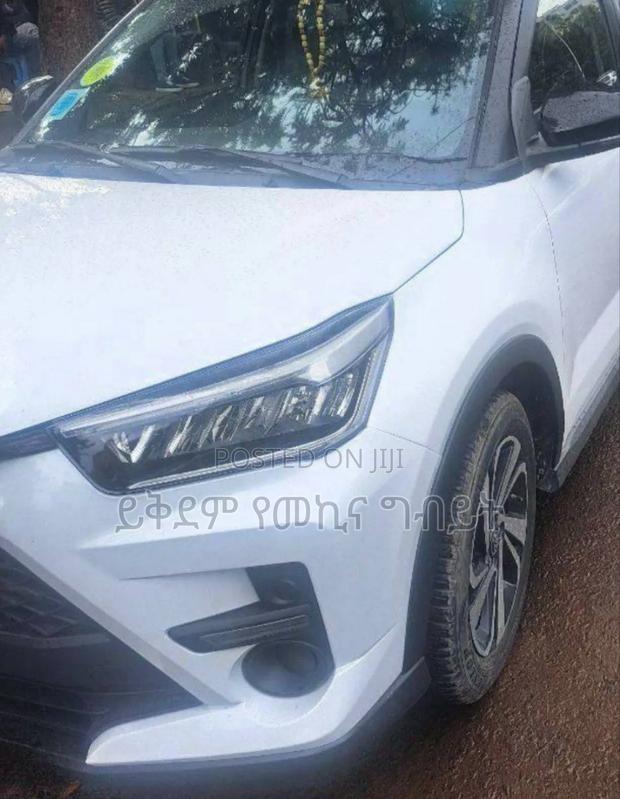 Toyota Raize 2022 White