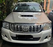 Toyota Hilux 2015 Silver for sale