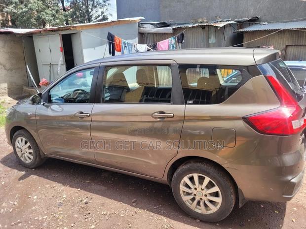 Suzuki Ertiga 2021 Brown