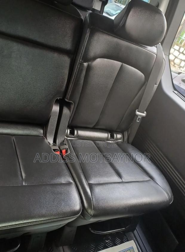 New Hyundai Staria 2022