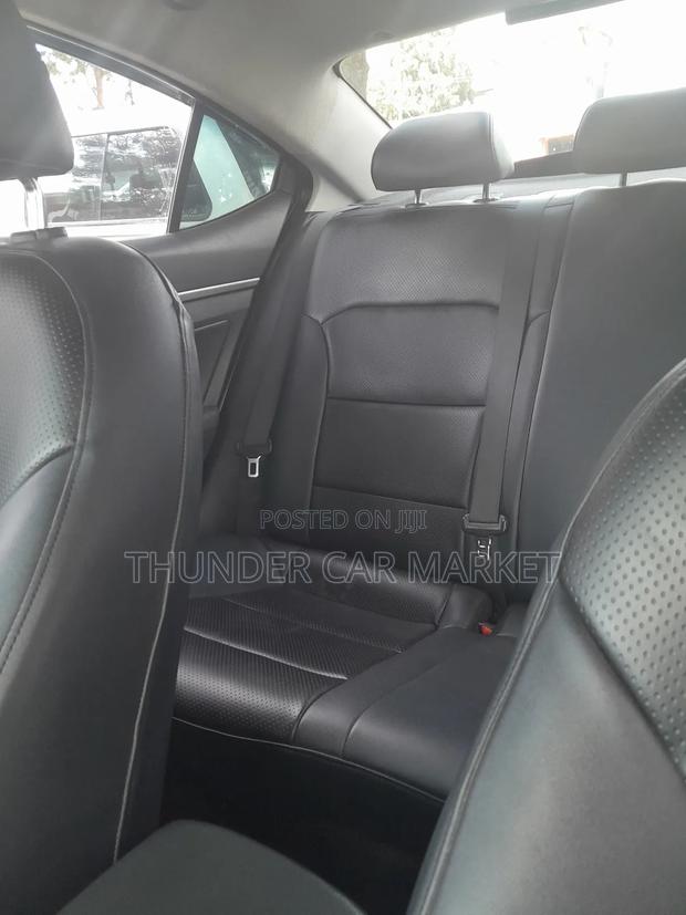 Hyundai Avante 2017 Gray