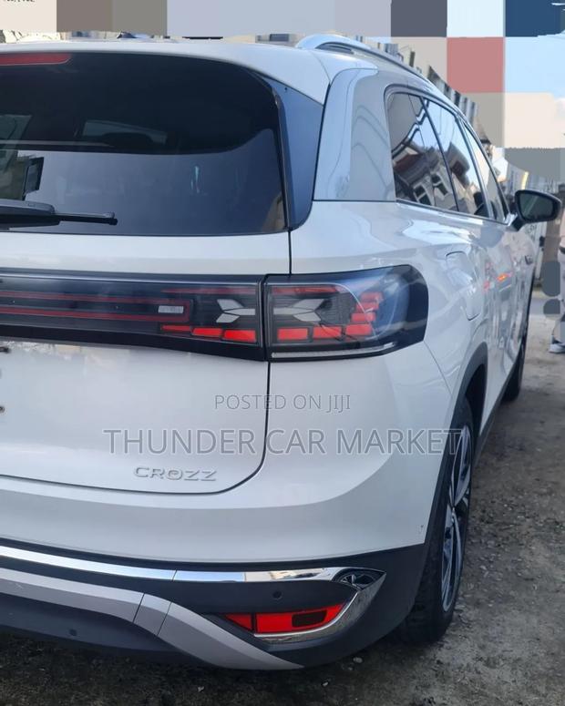 Volkswagen ID.6 2023 White